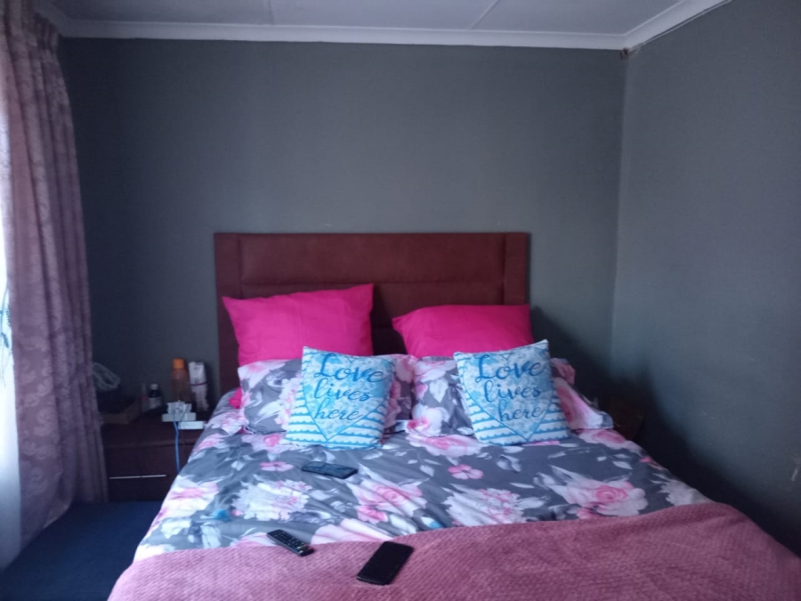 2 Bedroom Property for Sale in Motherwell Nu7 Eastern Cape